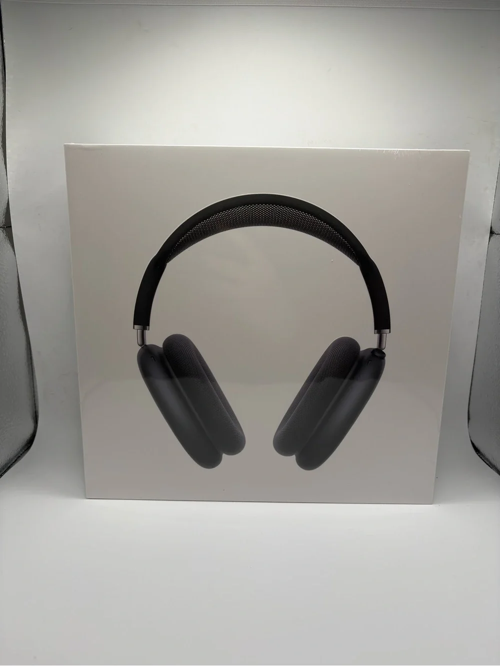 Apple AirPods Max Over-Ear Headphones - Space Gray